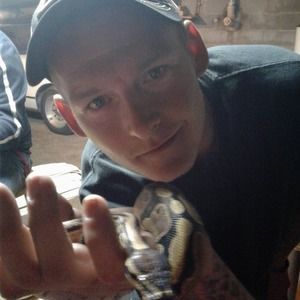 Meet your Posher, Casey